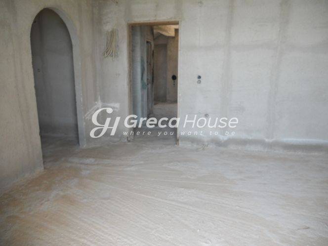 Unfinished Hotel for Sale in Louraki