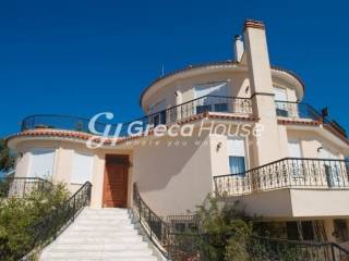 Villa for sale in Attika Keratea