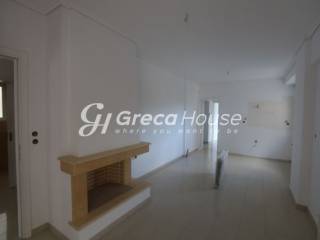 Excellent ground floor apartment for sale in Maroussi.