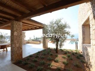 Villa with sea view for sale in Porto Heli