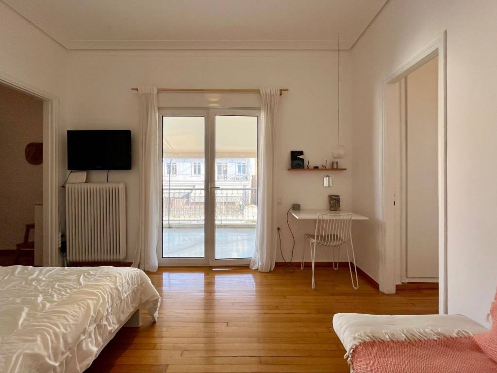 plaka_residential_studio_for_rent