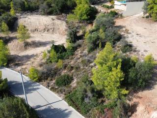 THese toy Oikopedoy kai thea apo isogeio 350m Paral Berberonta