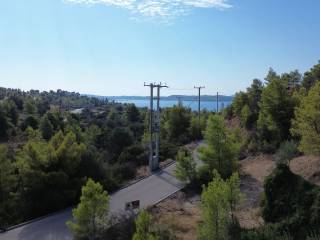 THese toy Oikopedoy kai thea apo isogeio 350m Paral Berberonta