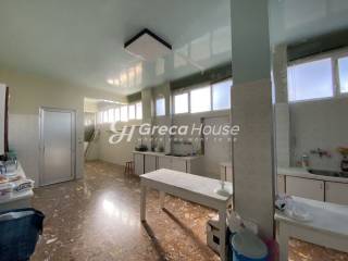 Μοναδικό Παραθαλάσσιο Κτίριο στο Πόρτο Ράφτη προς πώληση