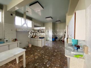 Unique Seaside Building in Porto Rafti for sale