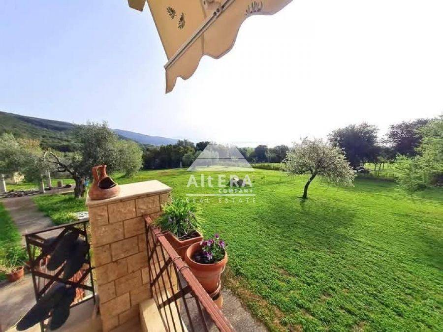 Θέα από μπαλκόνι