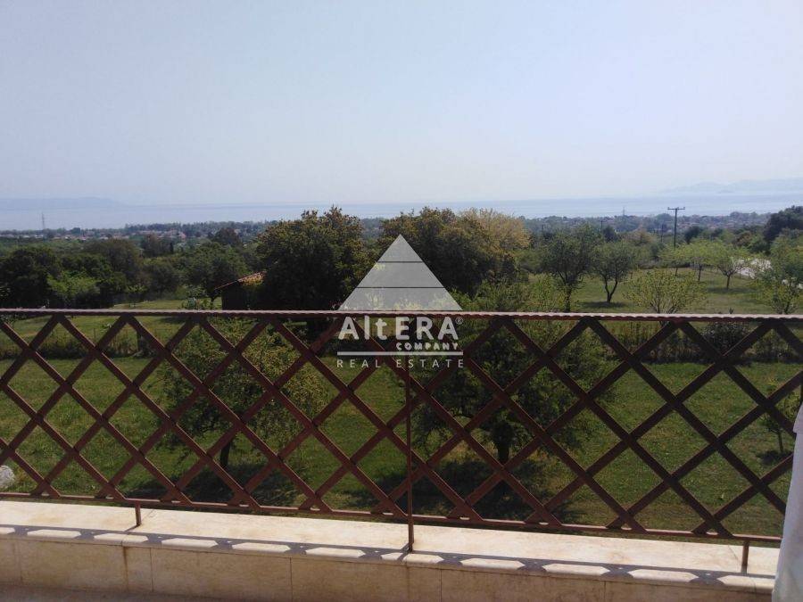 Θέα από μπαλκόνι