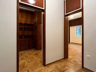 fokionos_negri_residential_apartment_for_rent