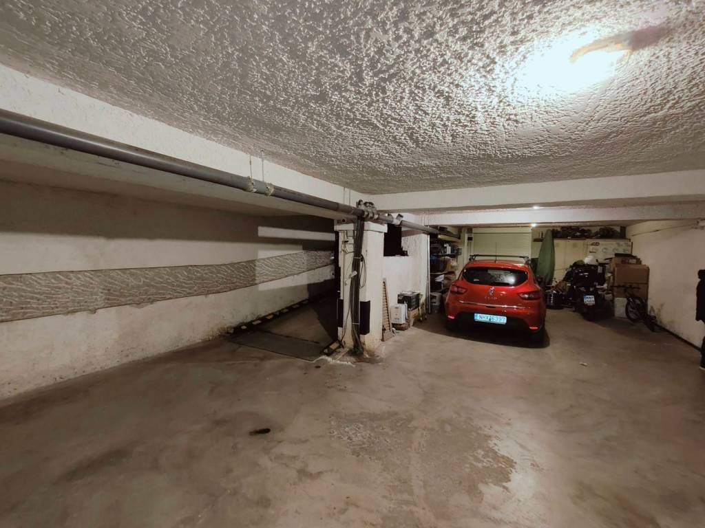 ΥΠΟΓΕΙΟ PARKING