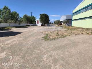 Forumland Real Estate, ΕΞωτερική όψη