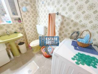 ΠΩΛΕΙΤΑΙ διαμέρισμα 110 τ.μ. στο Κέντρο της ΚΑΒΑΛΑΣ (κωδ. 8102)