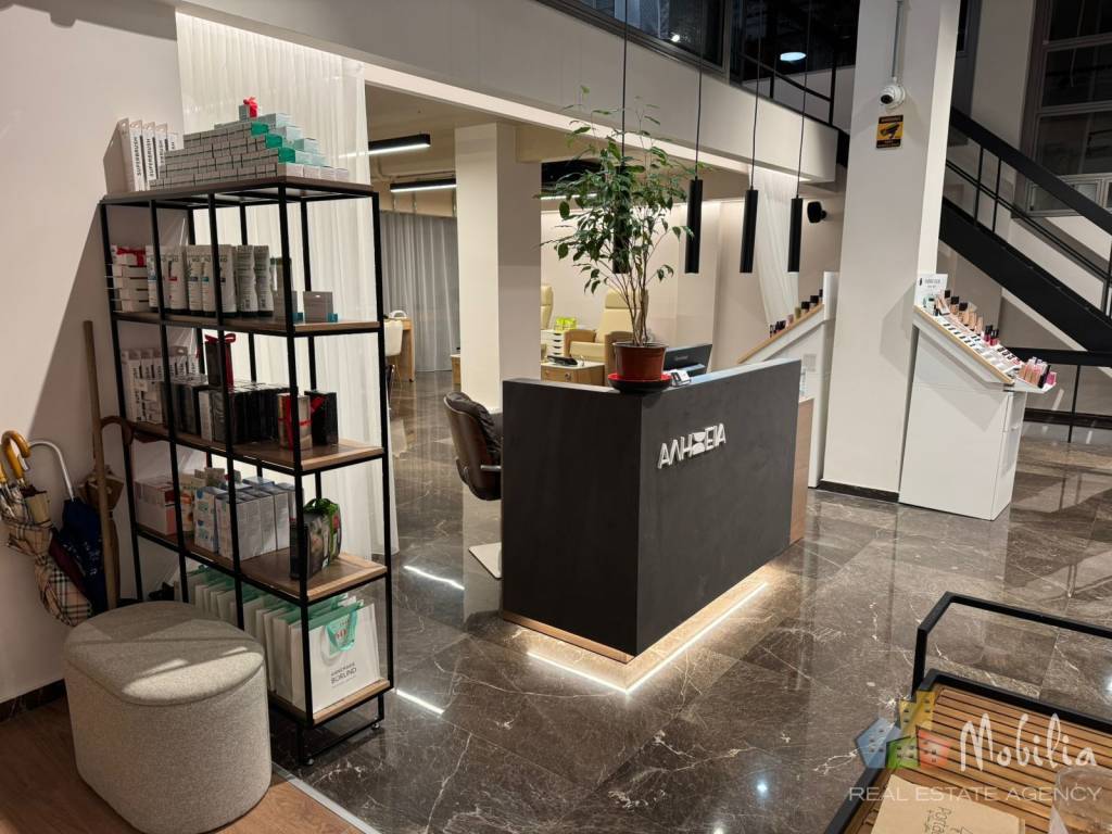 Εσωτερικοι χώροι