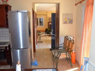 ΑΠΟΨΗ ΔΙΑΔΡΟΜΟΥ ΑΠΟ ΚΟΥΖΙΝΑ