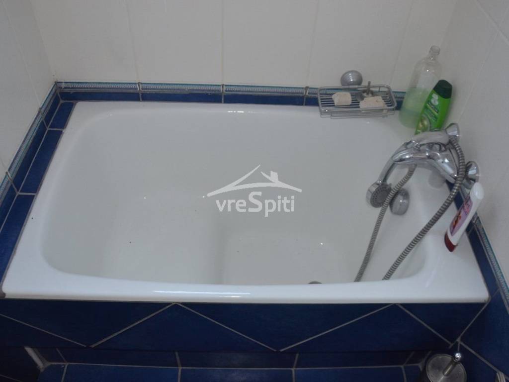 ΑΠΟΨΗ ΛΟΥΤΡΟΥ