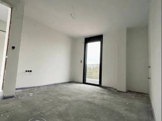 Forumland Real Estate, τοιχοποιία