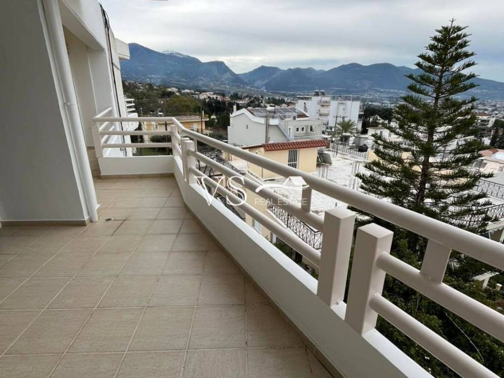 Θέα απο μπαλκόνι