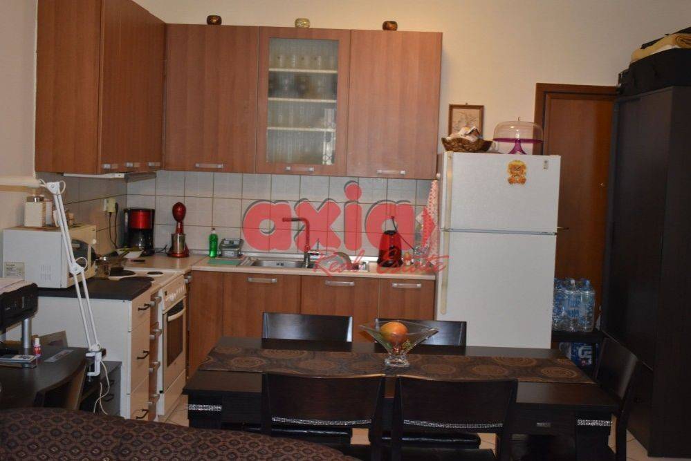 Kavala, DEPOS: Refurbished Apartment of 57 sq.m. +7.5 sqm storage and own parking space. It is sunny with sea view, frontage, mezzanine, autonomous oil heating and 2 inverter air conditioners. It consists of 1 room, 1 living room with kitchen, storer