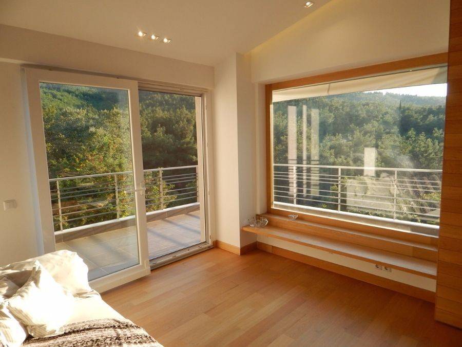 ΣΑΛΟΝΙ ΟΡΟΦΟΥ 3