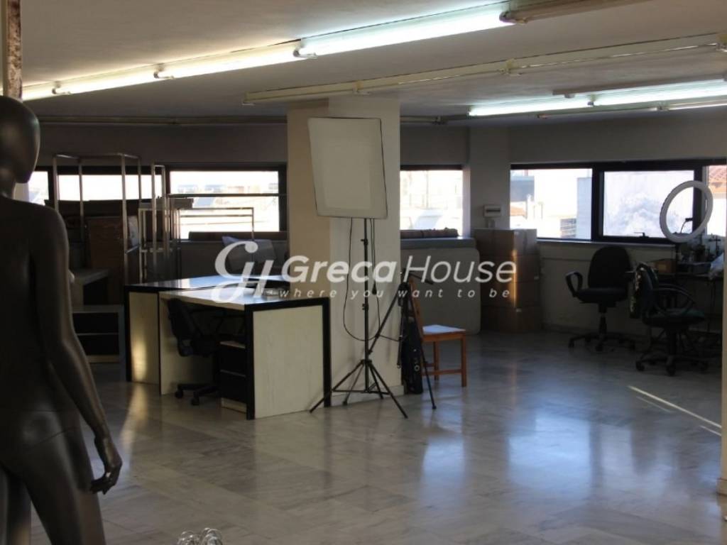 Commercial Building for sale in Peristeri