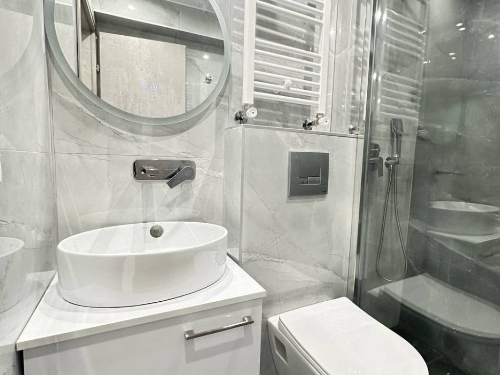 Forumland Real Estate, Mpanio