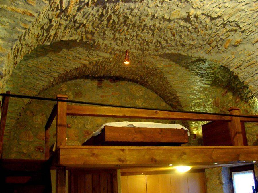 Οροφή υπνοδωματίου ορόφου (σταυροθόλιο)