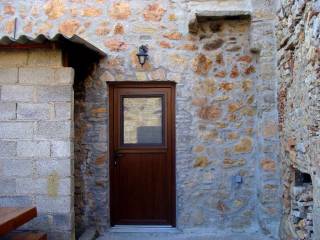 Είσοδος ορόφου από το "πουντί"