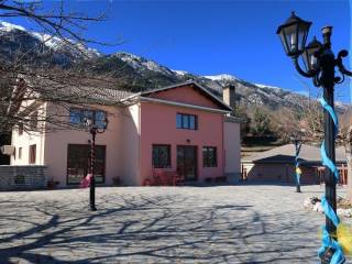 Ξενώνας Θεα Δωδώνη Μαντείο Δωδώνης προς Πώληση