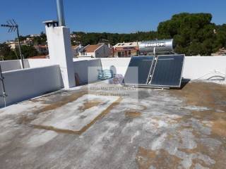 ROOF - SOLAR HEATER