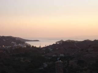 Θέα Βουρκαρίου απογευματινή