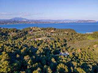 Γειτονική περιοχή (Ιδιοκτησία Μ. Κυριακού)