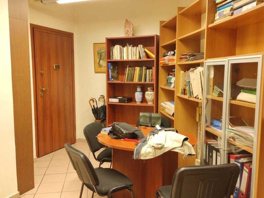 είσοδος   - hall