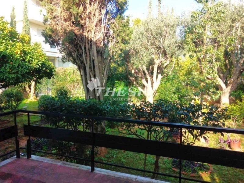 Θέα από μπαλκόνι