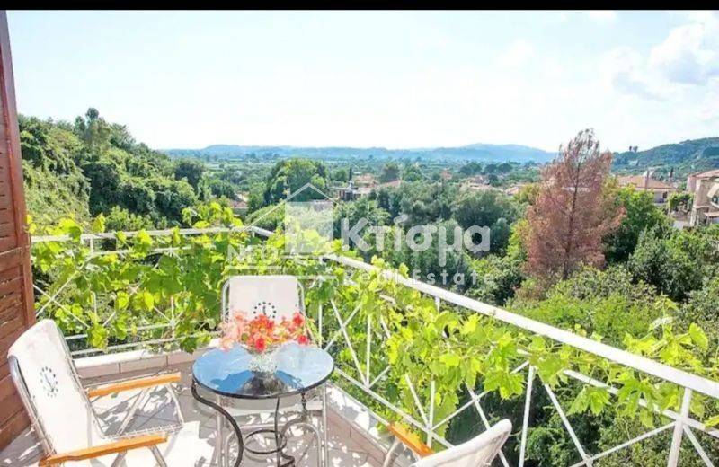 Θέα από μπαλκόνι