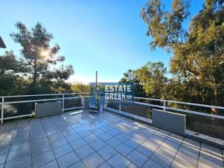 ★ Renovation 2023 ★ 8 rooms ★ Plot 2560 ★ Swimming pool  