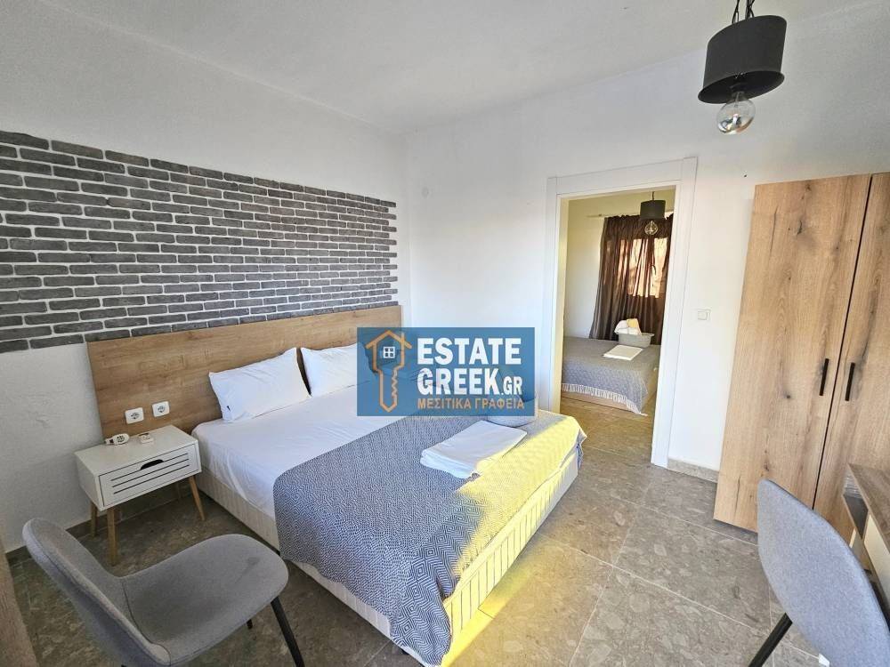 ★ Renovation 2023 ★ 8 rooms ★ Plot 2560 ★ Swimming pool  