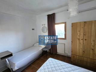 ★ Renovation 2023 ★ 8 rooms ★ Plot 2560 ★ Swimming pool  