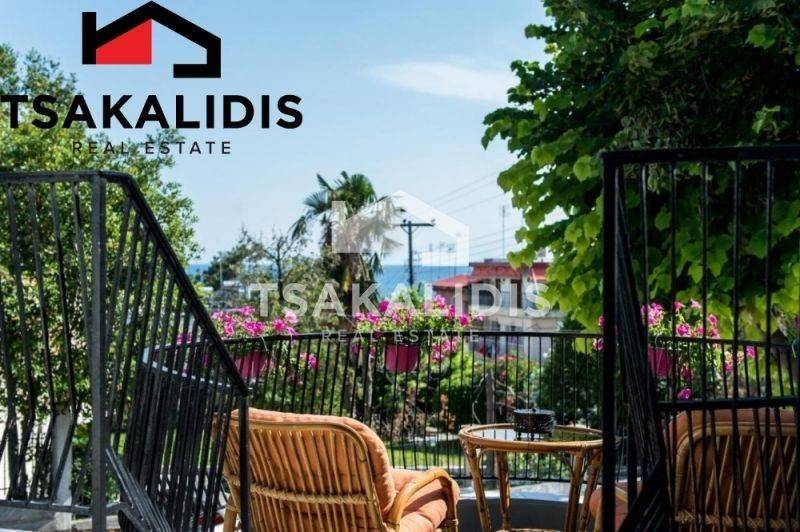 Θέα από μπαλκόνι