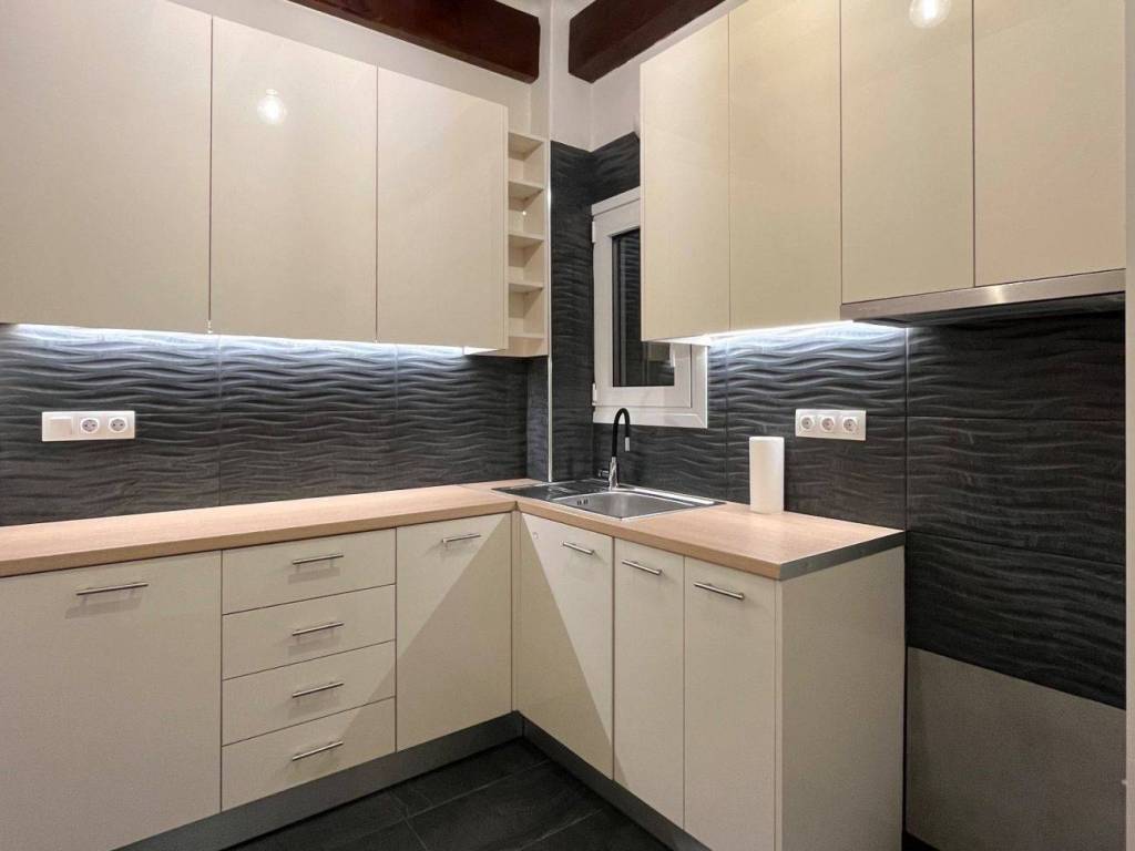 fokionos_negri_residential_apartment_for_sale