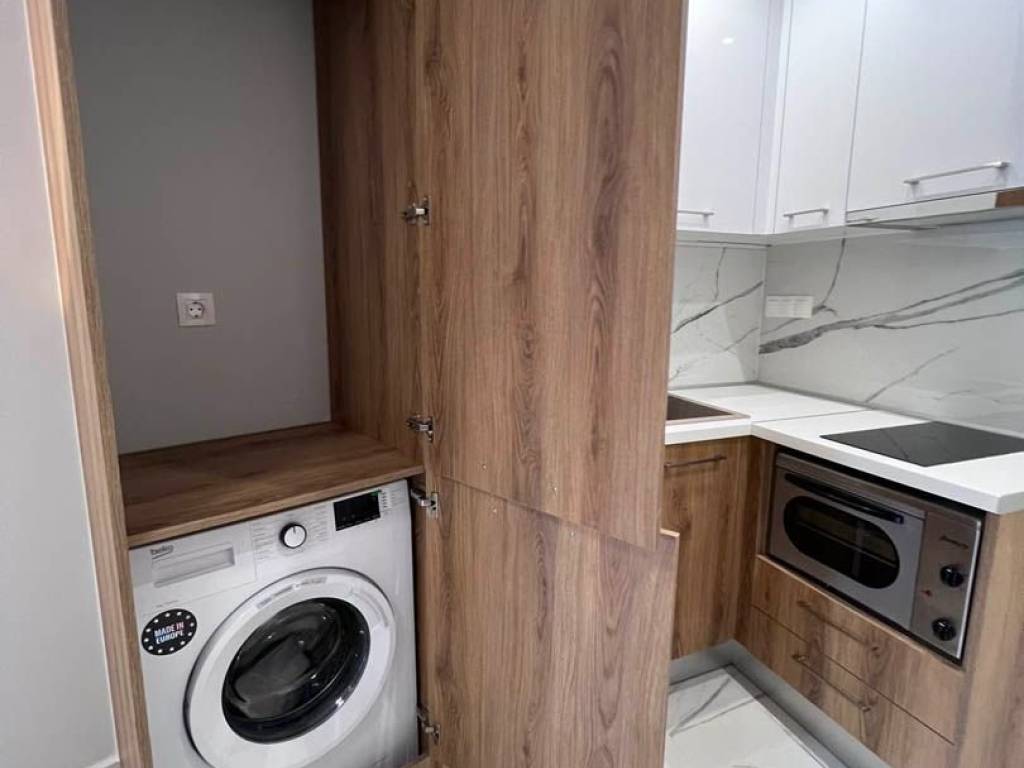 Οπίσθιο 85.000€