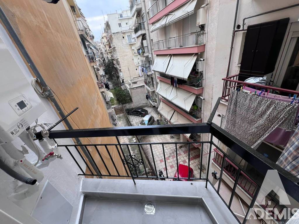 Οπίσθιο 85.000€