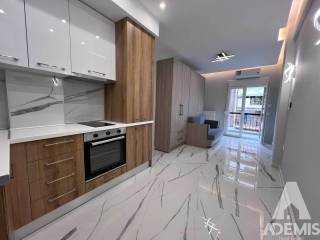 Εμπρόσθιο 105.000€