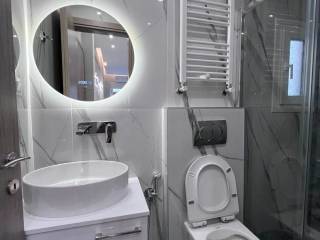 Εμπρόσθιο 105.000€