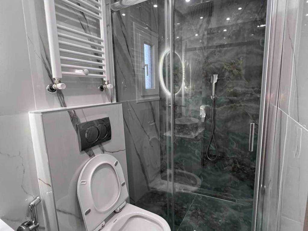 Εμπρόσθιο 105.000€