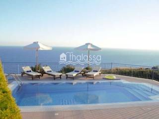 Θέα από μπαλκόνι