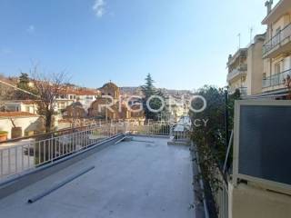 Θέα από μπαλκόνι