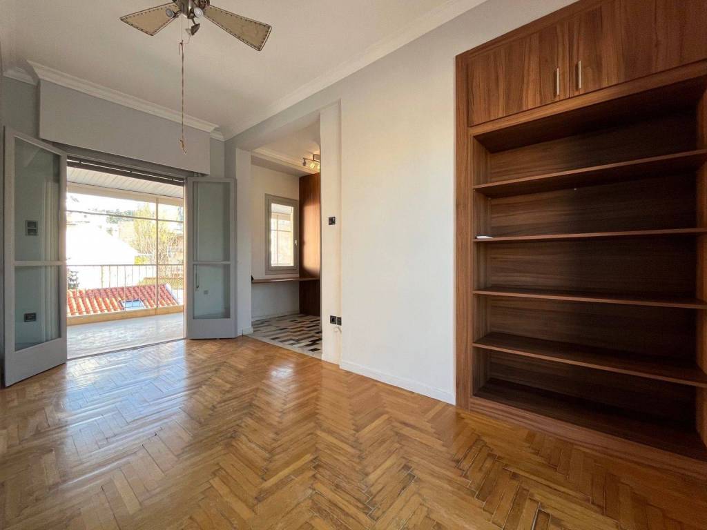 exarcheia_residential_apartment_for_rent