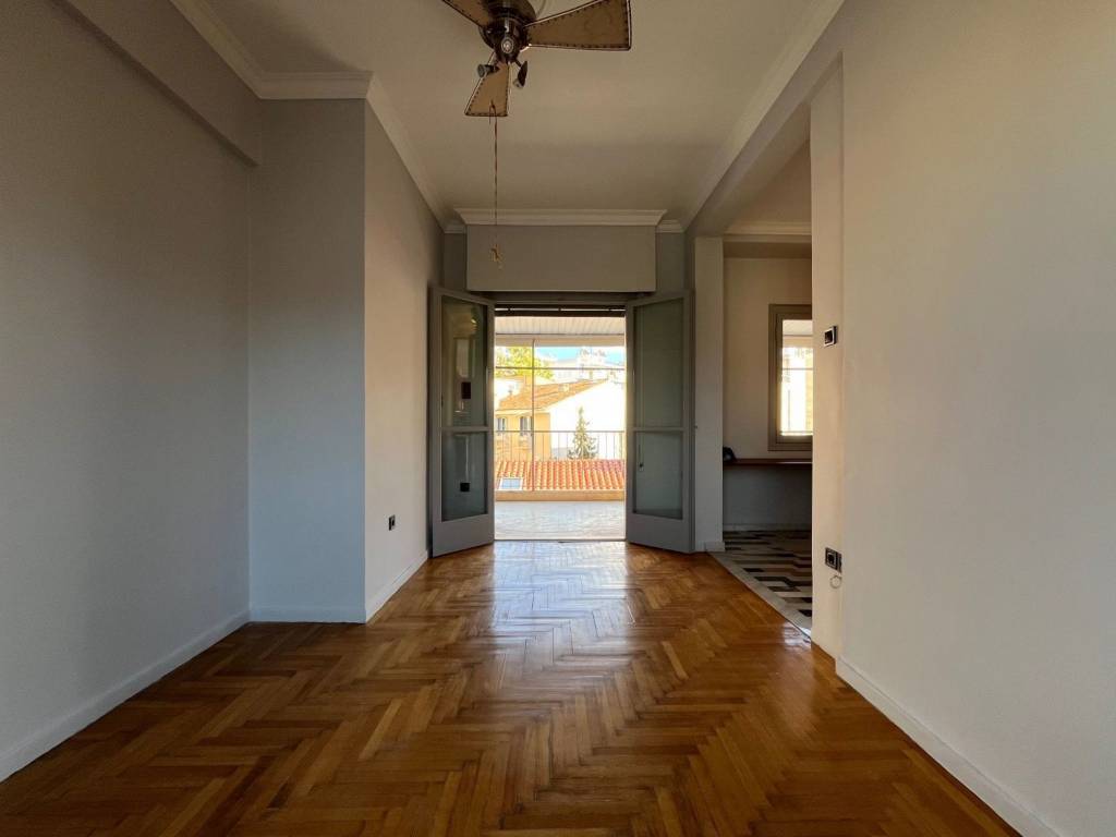 exarcheia_residential_apartment_for_rent