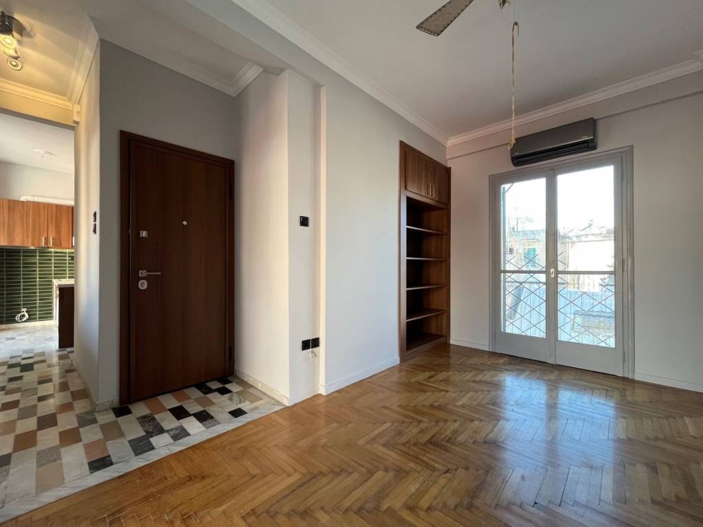 exarcheia_residential_apartment_for_rent