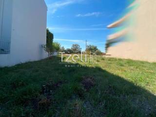 Άποψη οικοπέδου