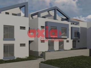 Πωλείται υπό κατασκευή μεζονέτα 80τ.μ. 2 επιπέδων με σοφίτα. Στον κάτω όροφο  υπάρχει 1 υπνοδωμάτιο , σαλονοκουζίνα και  μπάνιο. 